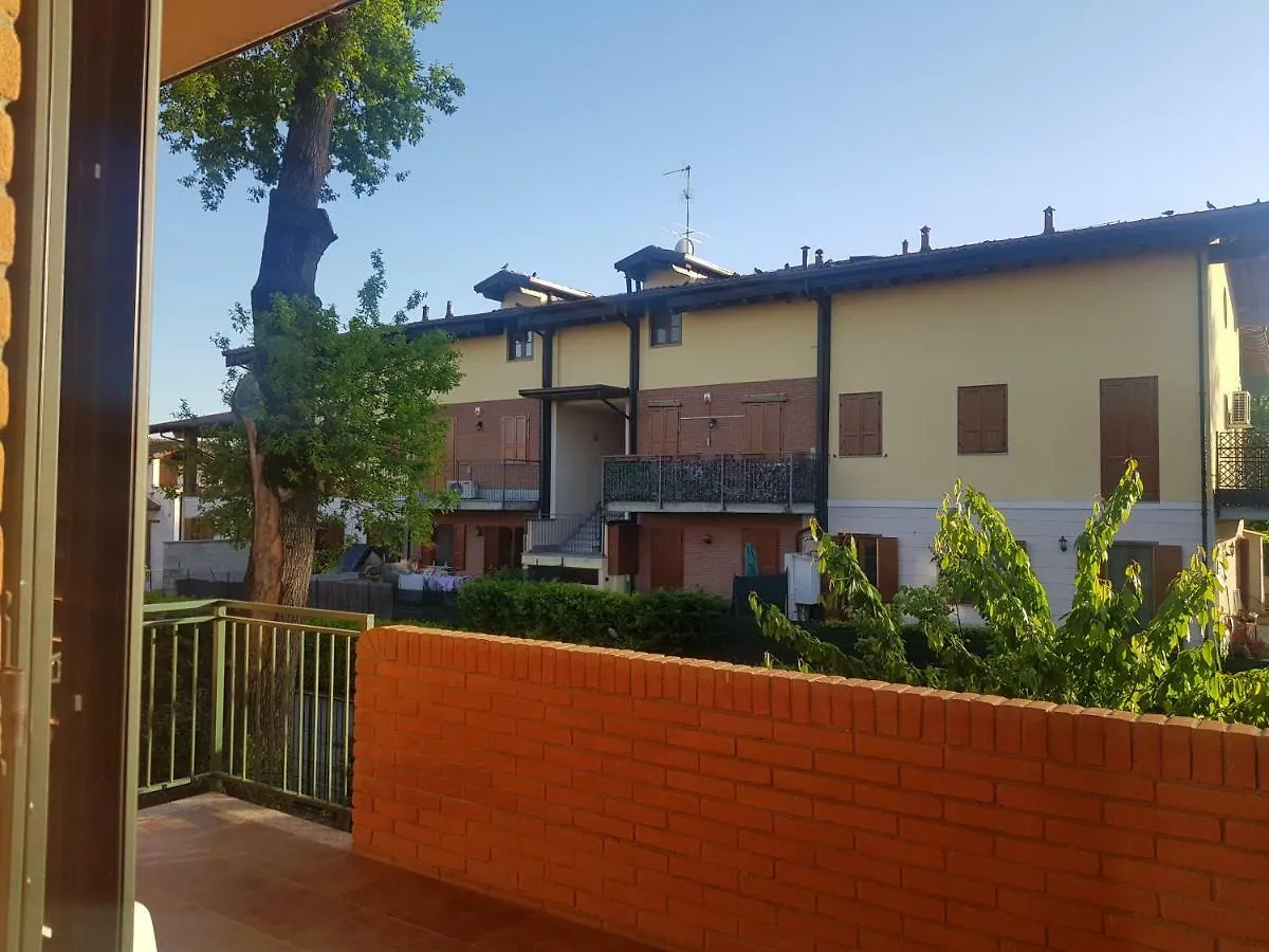 Hotel La Quercia Fiorita à Trivolzio Maison d'hôtes