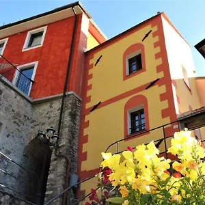  Couette-café Borgo Di Codeglia - Country Italie